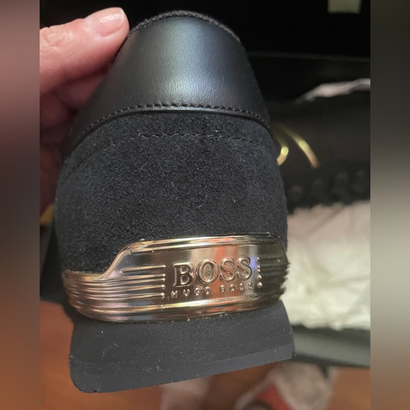 Hugo Boss -BOSS Black Suede w/Gold Trim Sneakers retails $225 NEW ππ€ - Picture 6 of 10